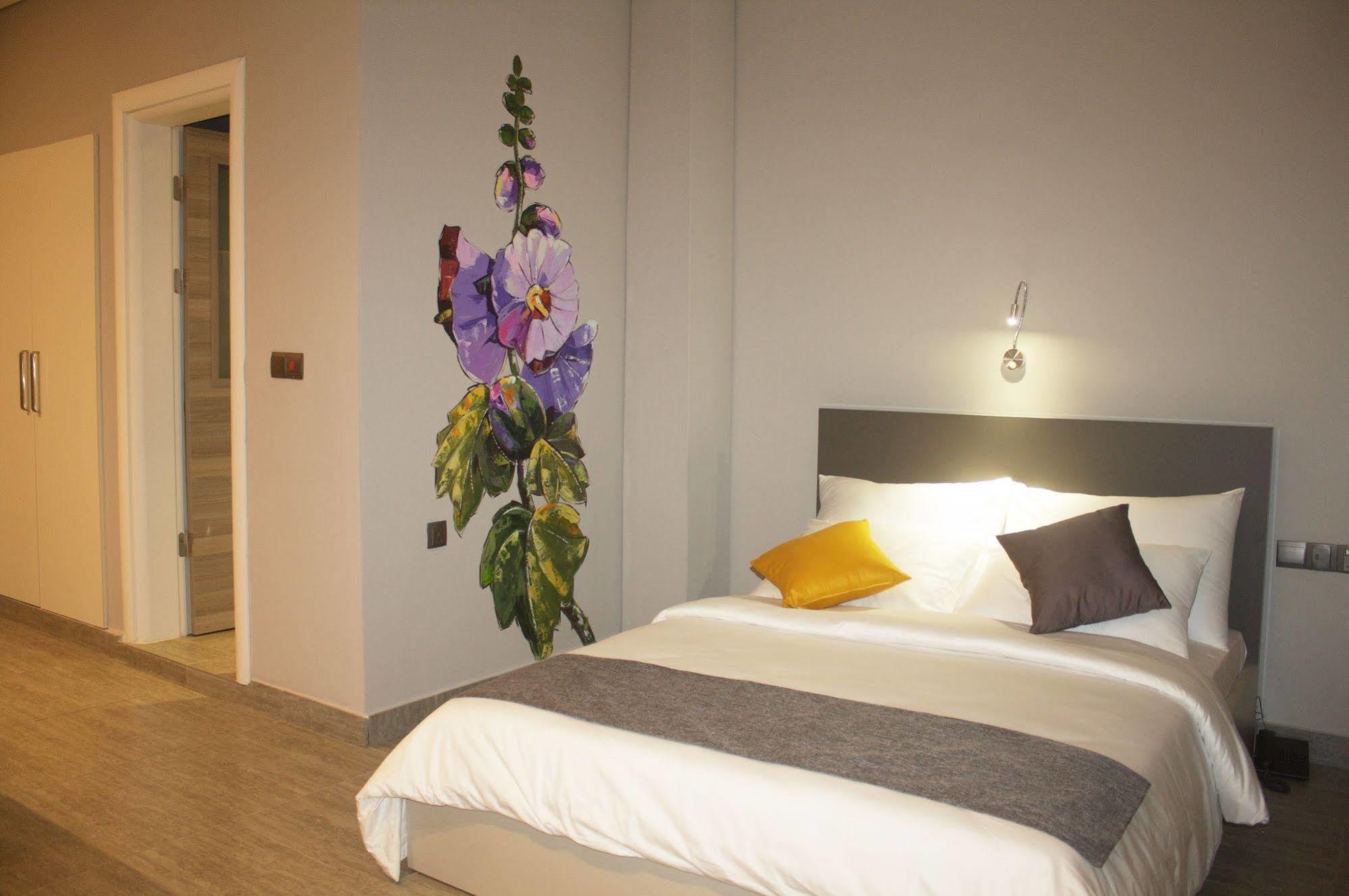 Urbano Hotel By Roots Wiaboman Exteriér fotografie